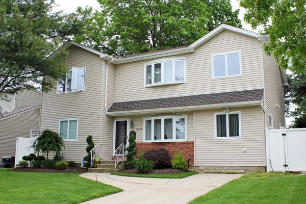 Complete Wantagh Full Dormer Mother-Daughter Conversion on a Ranch